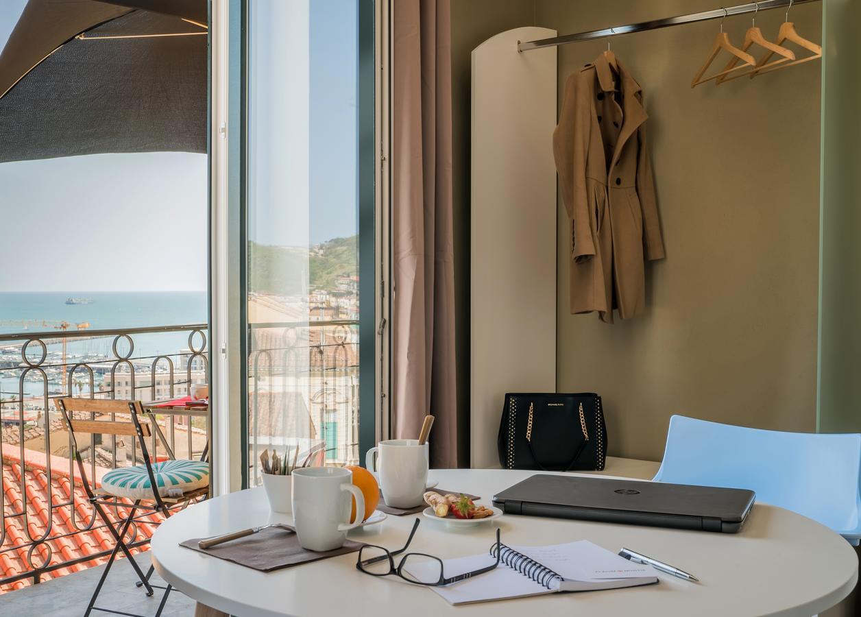 살레르노 Plaium Montis B&B 외부 사진