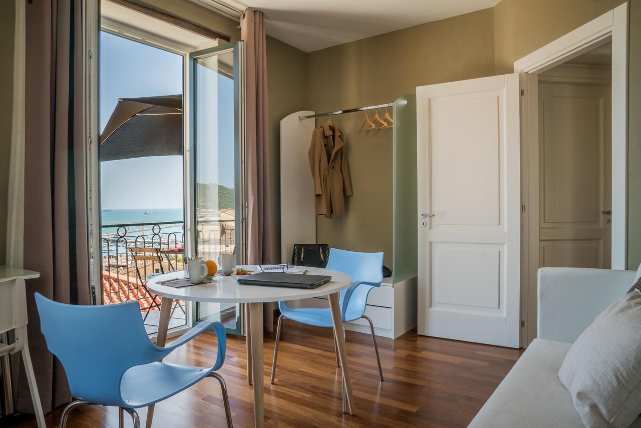 살레르노 Plaium Montis B&B 외부 사진